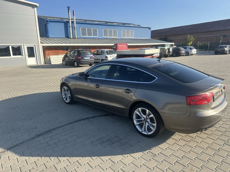 Audi a5 /bixenon/culoare deosebită