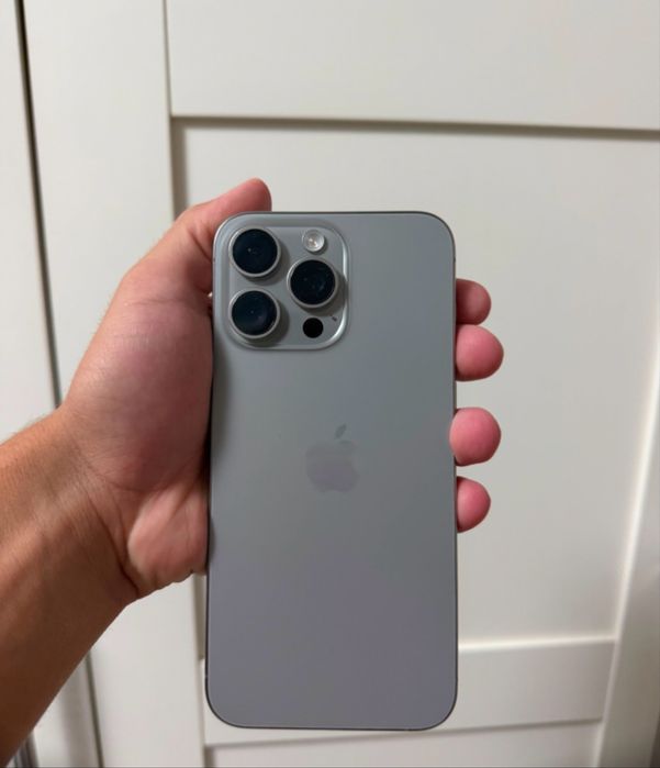 iPhone 15 Pro Max