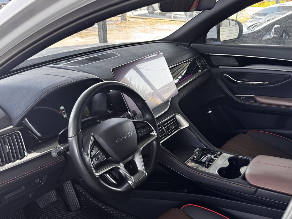 BYD Champion Gibrid 2024