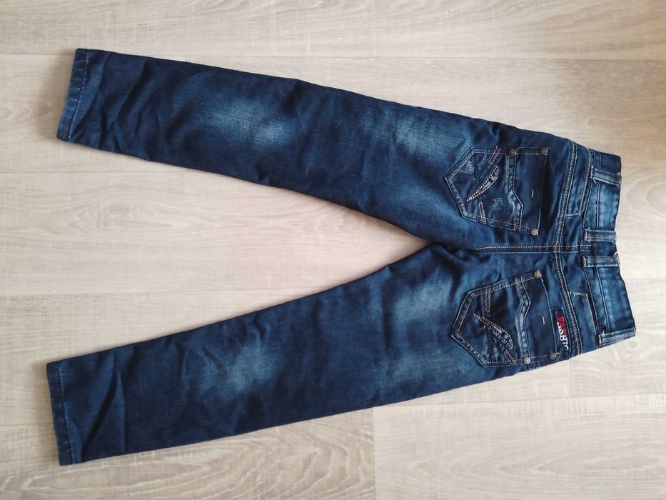 Джинсы для мальчика на 8-10 лет