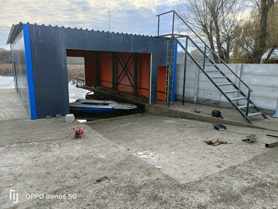 Garaj ambarcatiune pe structura metalica 66mp2