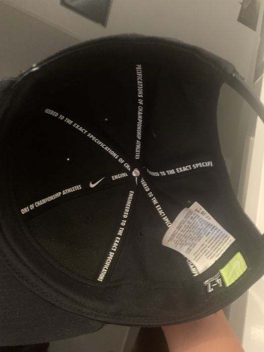Vand sapca nike noua