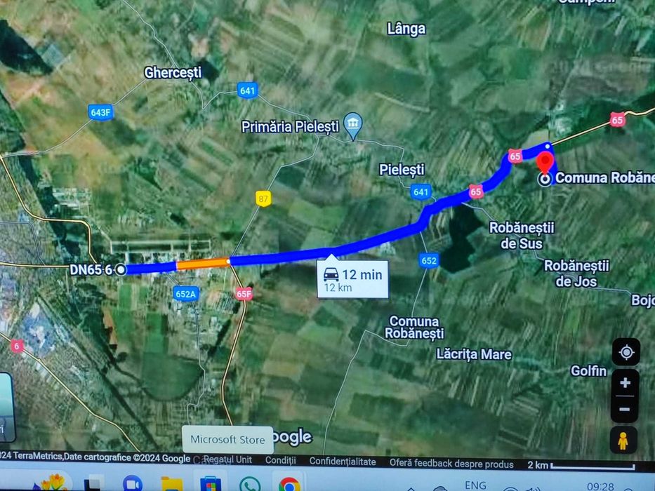 Teren  intravilan (c.c) toate utilitatiile 12 km distanta de Craiova