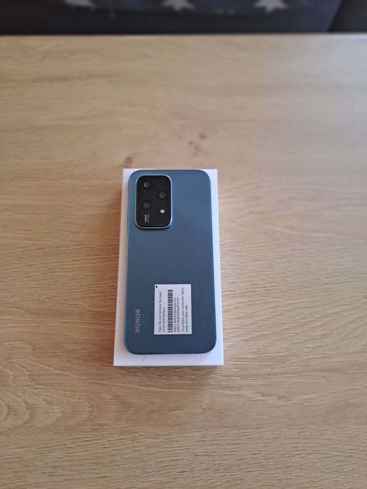 Продавам смартфон HONOR 200 Lite като нов