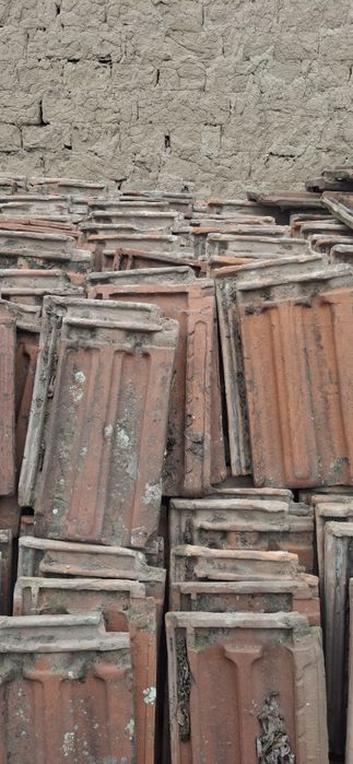 Стари керемиди  около 1000бр