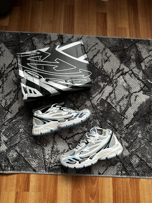 Adidasi Off White Be Right Back