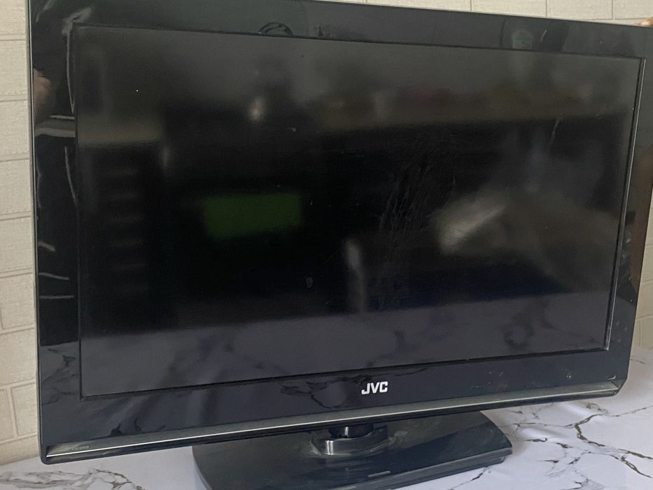 Продам телевизор