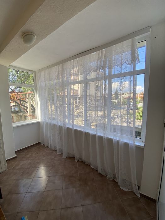 Етаж от къща под наем в гр. Карлово