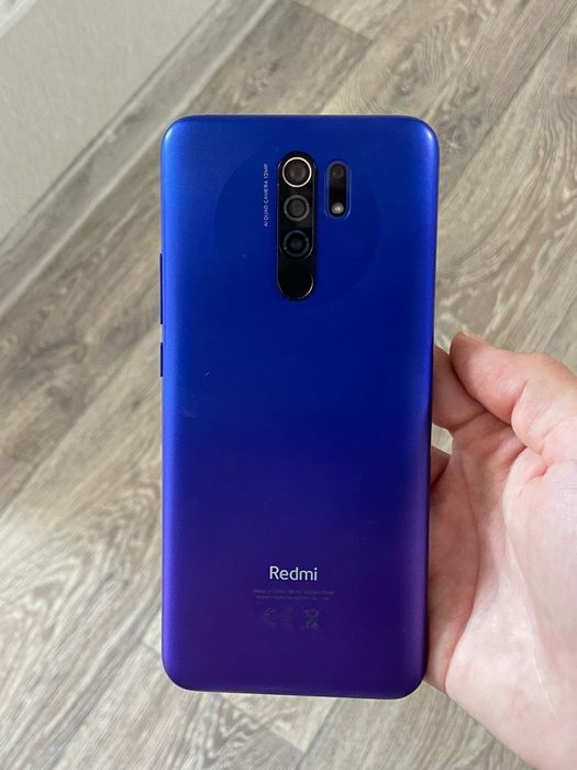 Продается телефон Redmi 9