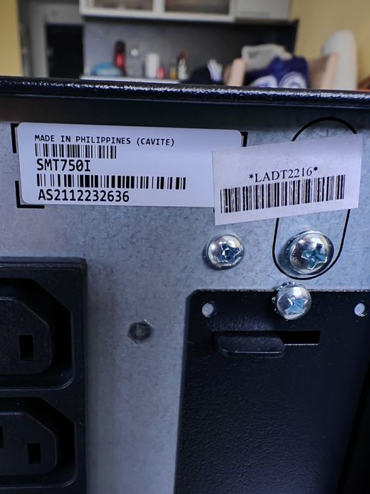 UPS APC SMT750IC Smart-UPS 750VA/230V, Line Interactive, Tower