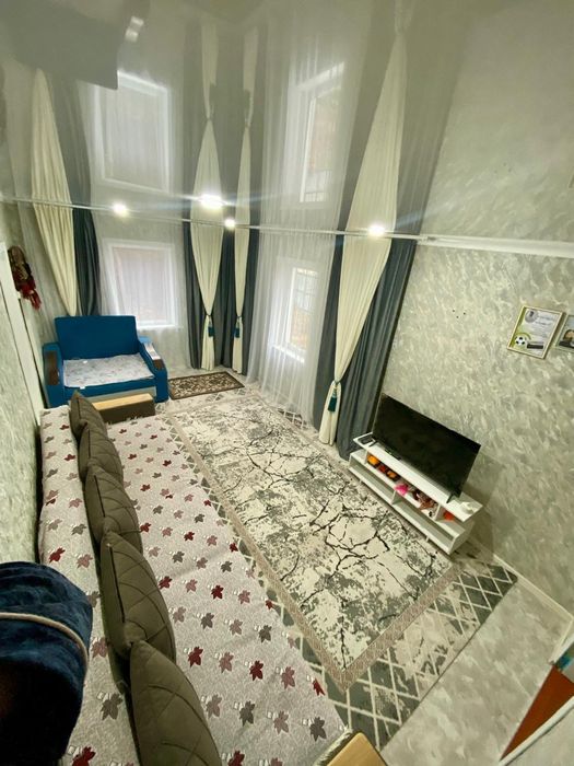 Продам дом в селе Зенковка .