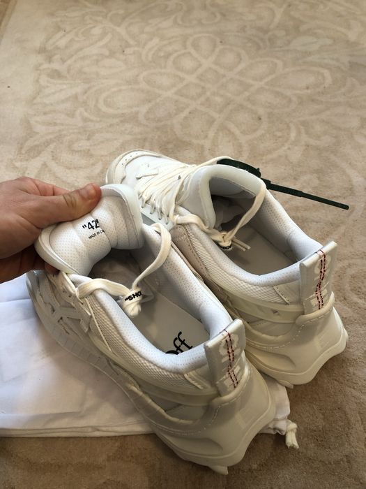 Adidasi Off-White ODSY 1000