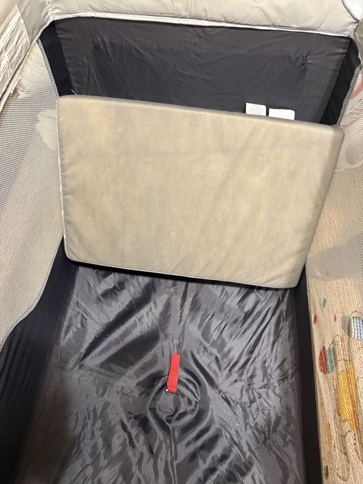 Бебешка кошара със сгъваем матрак