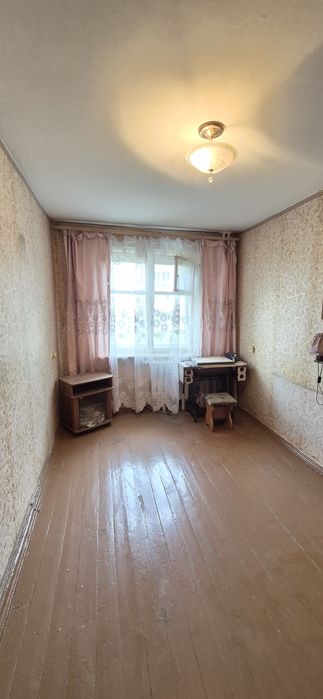 Продам 2х комн , центр