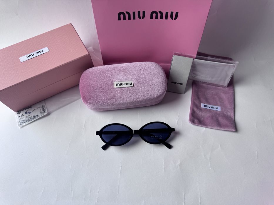 Ochelari de soare Miu Miu Oval SMU04Z 50-18 140, Noi