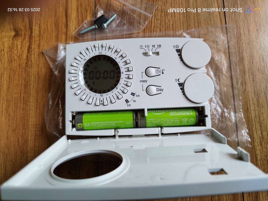 Termostat digital,analog,programabil,nou.