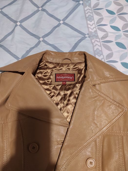 Кожено манто Mongomery