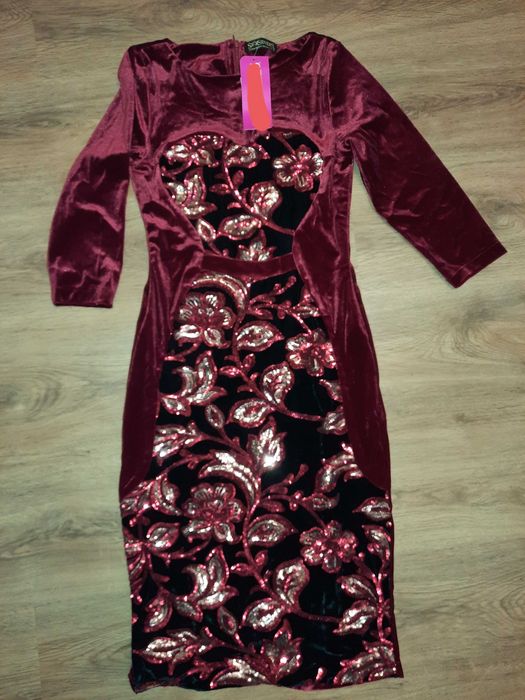 Rochie/rochita catifea roșie cu paiete noua