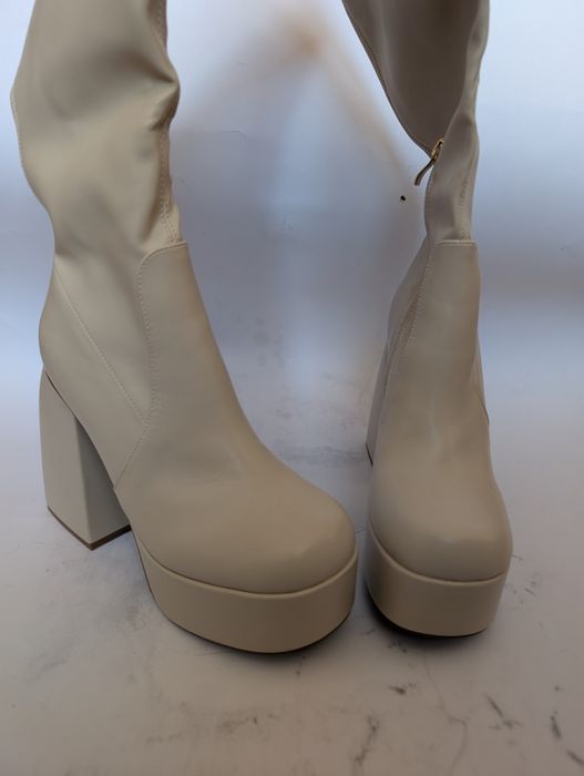 Нови Боти платформа - ток светло бежови
