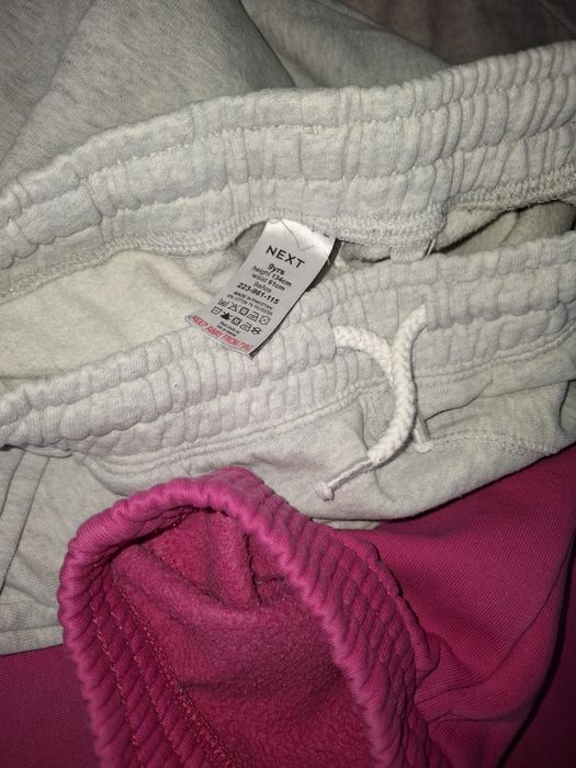 Продам трикошки на девочку 2 шт,