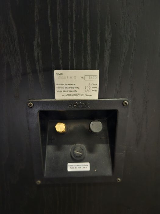 Boxe Vintage Revox Atrium B mk2