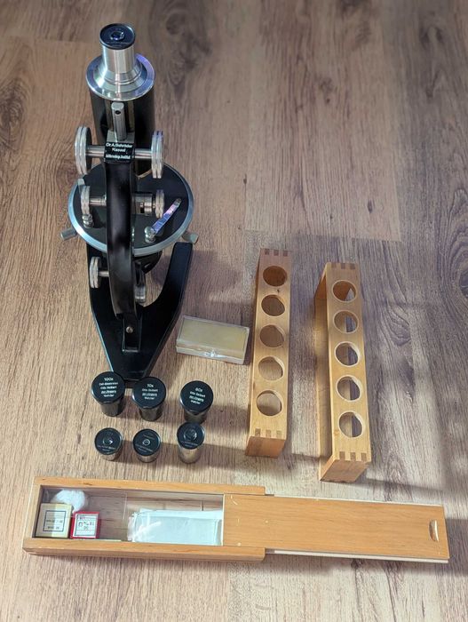 Microscop laborator Wetzlar Made in Germany