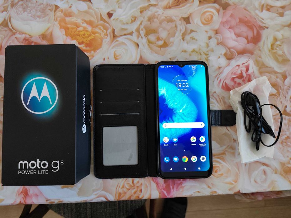 Продавам Motorola Moto G8 Power Litet