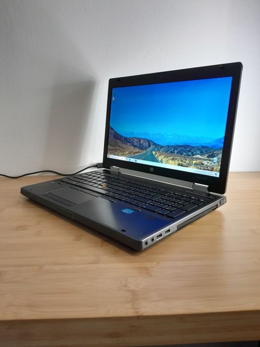 Laptop HP Elitebook 8560w Intel i7 16 GB Ram 500GB HDD Windows 10
