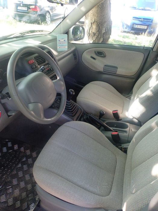Suzuki Grand Vitara 2.5 V6