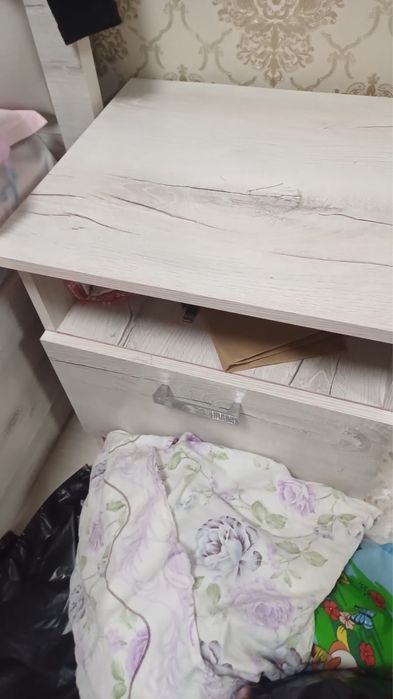 Продаётся спальный гарнитур