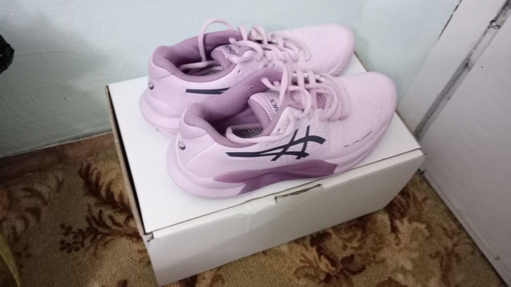 Маратонки за момиче