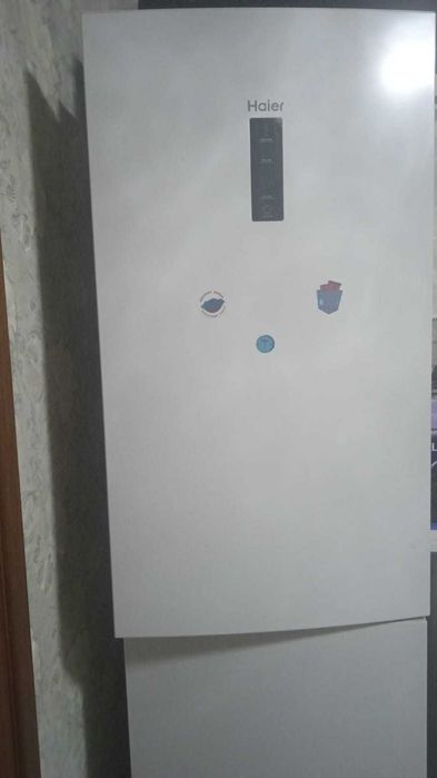 Холодильник двух камерный новый