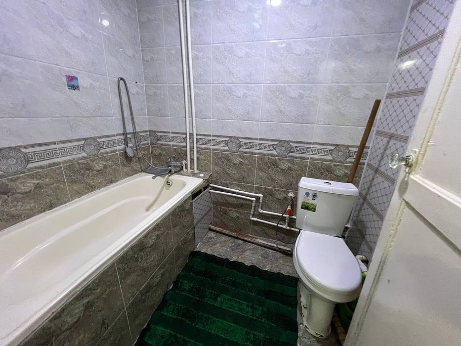 Сдается 2x комнатная квартира
С обстановкой 
В горде Алмалыке