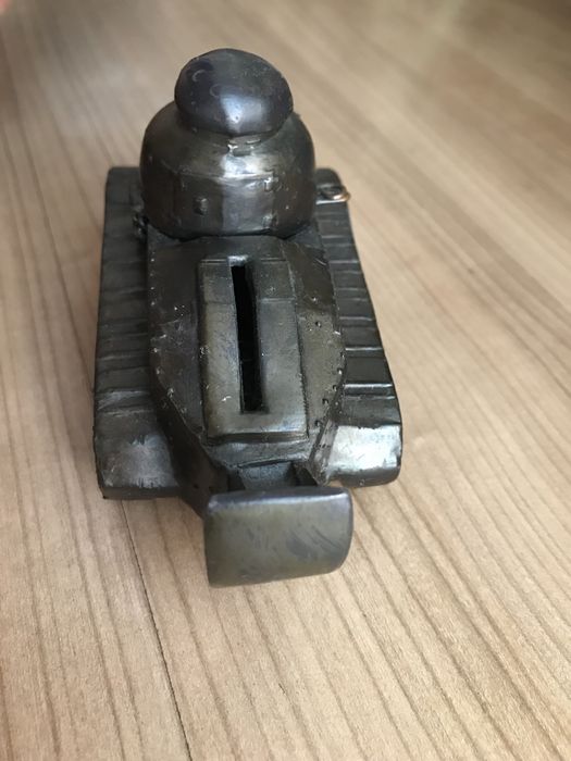 Pusculita veche metal tanc Panzer