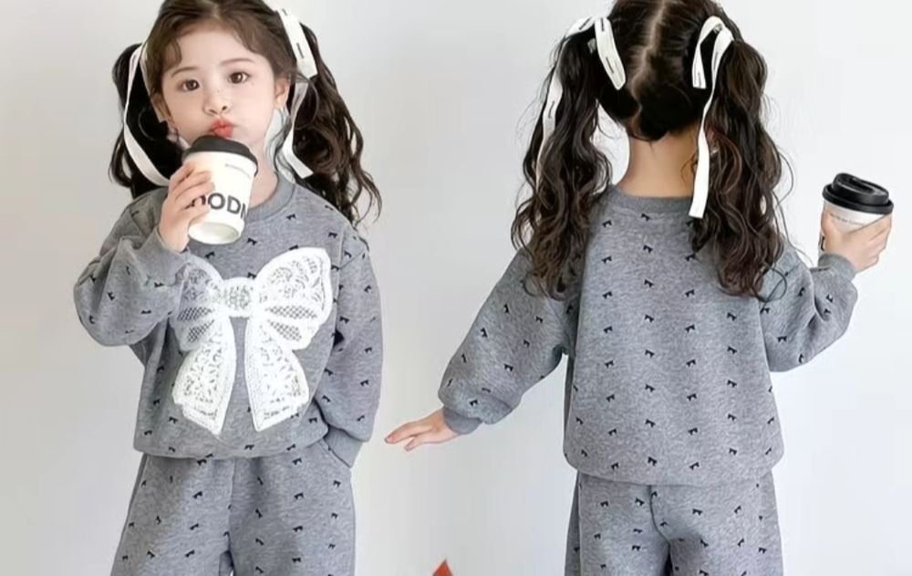 Спортивный костюм для девочки