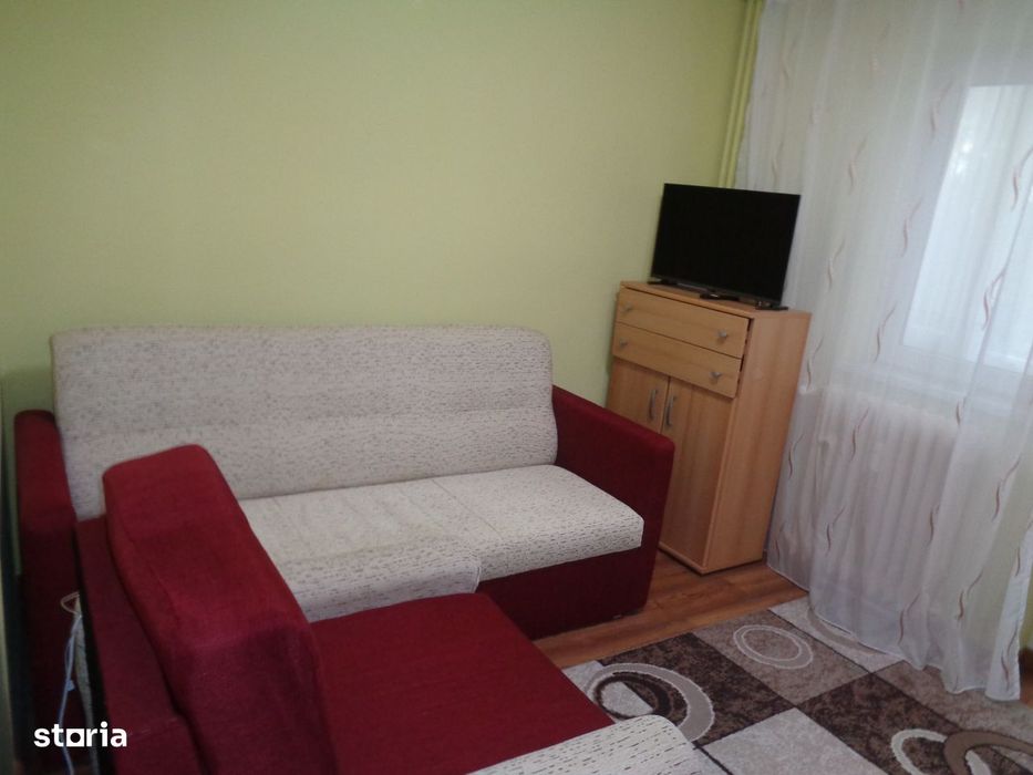 Apartament 2 camere decomandat 60 mp etaj 2 Podgoria la cheie