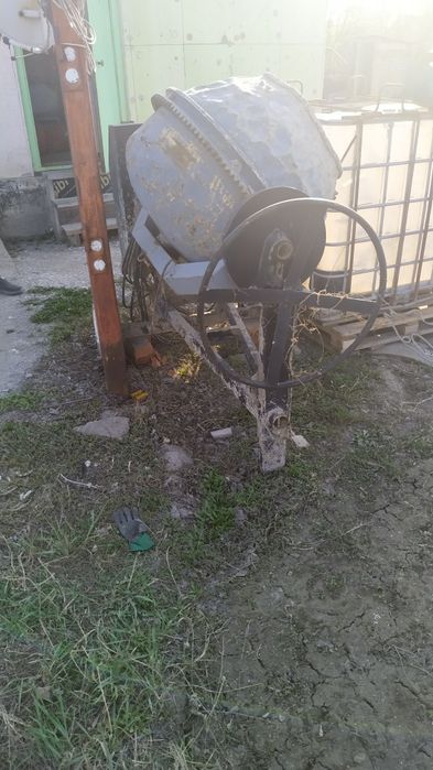 Продам бетономешалку