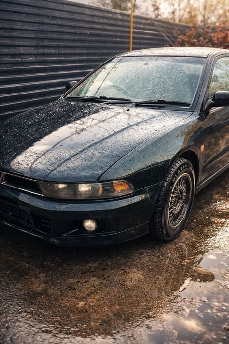 Mitsubishi galant
