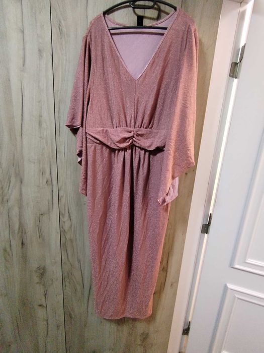 Официални рокли,бални рокли