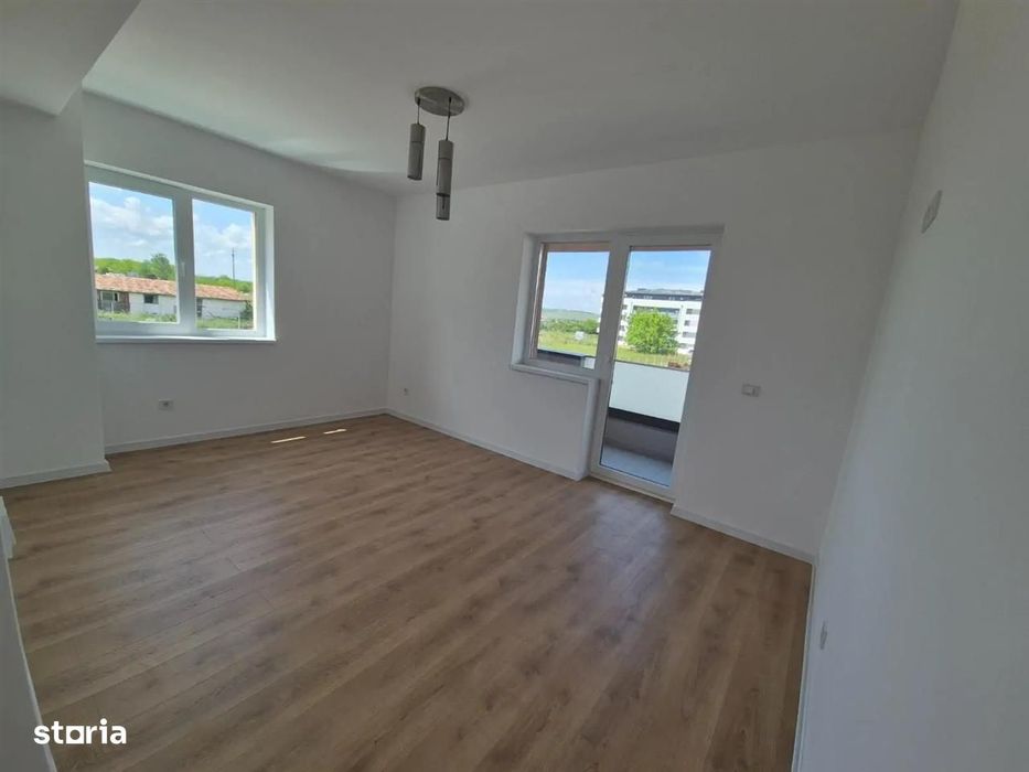 Apartament 3 camere de vânzare – 69,45 mp utili – logie 13,4 mp