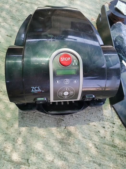 Косачка роботробот Ambrogio