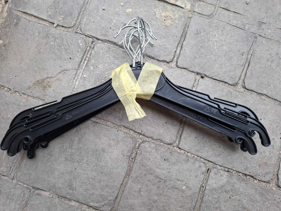 Закачалки за дрехи