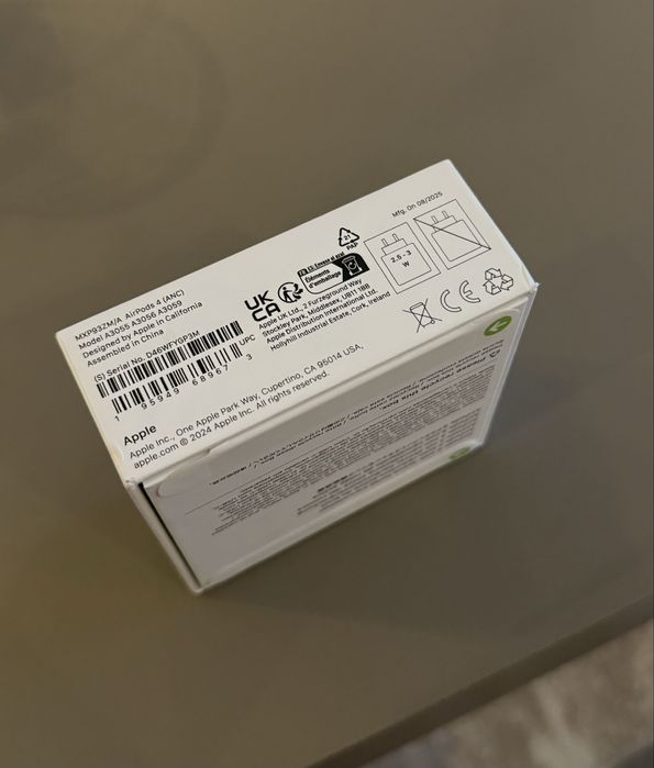 Air pods 4 with noise cancelation