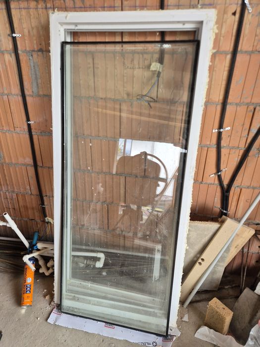 Geam termopan mare dimensiuni 78x168 cm utilizat