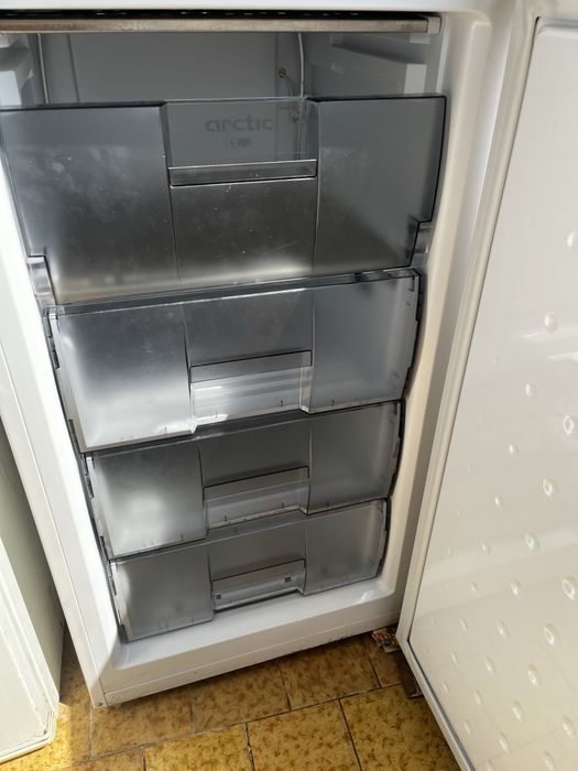 Congelator Vertical Arctic