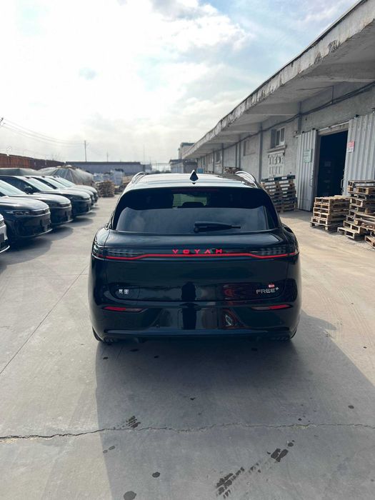 Voyah Free+ 2026 kuzovda bardoviy salon