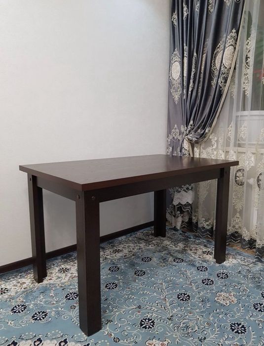 Продам кухонный стол
