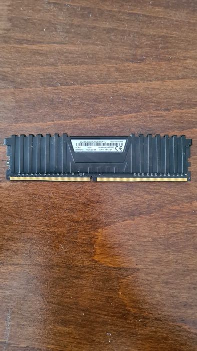 16GB DDR4 / 4X16GB DDR4 / 2X8GB DDR4