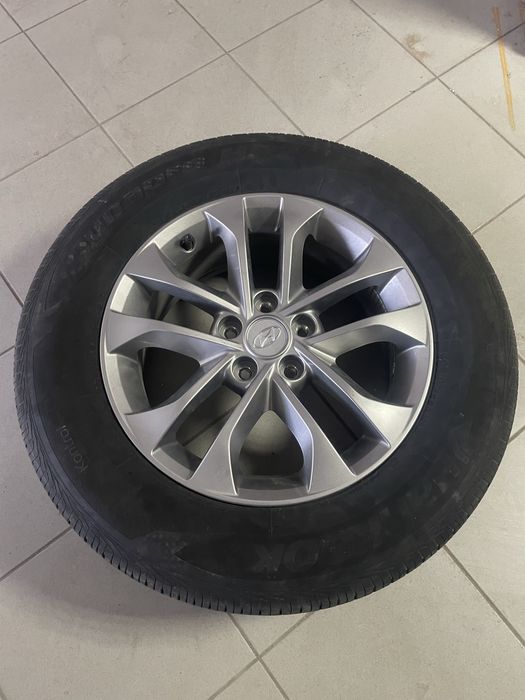 Джанти с гуми за Hyundai Santa fe 4бр.