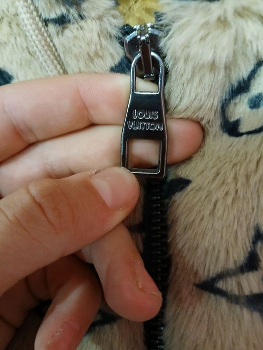 Louis Vuitton пухкаво детско палто за ръст 140-146 см